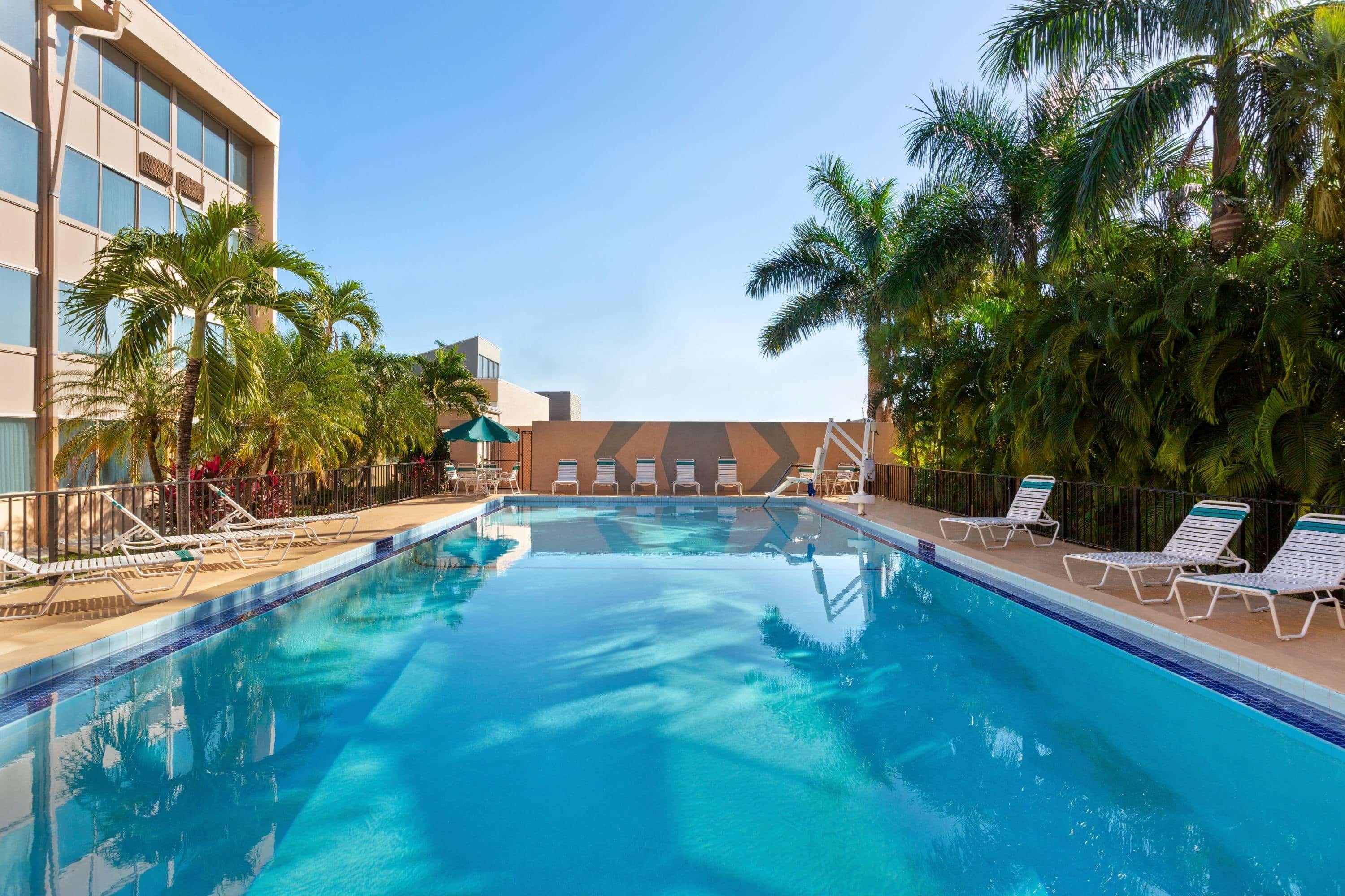 Envision Hotel Miami International Airport Bagian luar foto